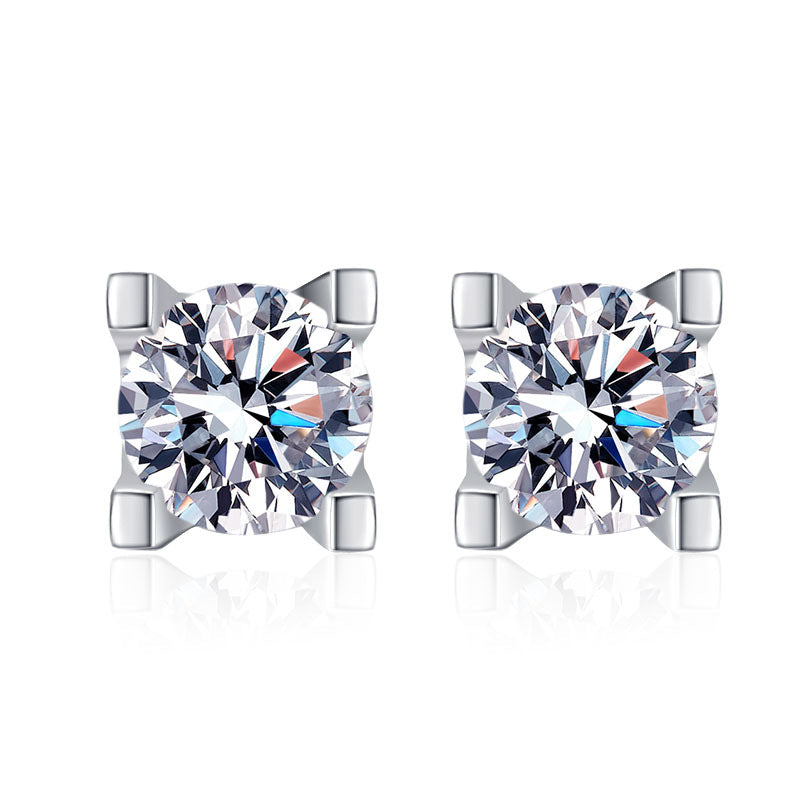 WH Four Claw Moissanite Diamond Earrings 0.5ct