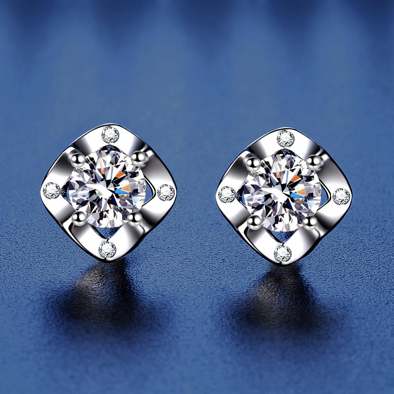 Fashion Clover Moissanite Earrings 2ct