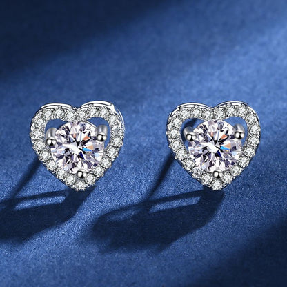 Four Claw Heart Moissanite Stud Earrings 0.5ct