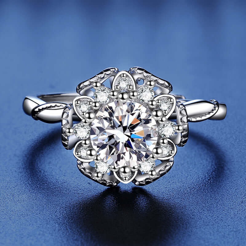 Hydrangea Flower Moissanite Diamond Ring 1.0ct