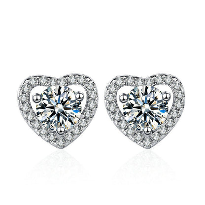 Four Claw Heart Moissanite Stud Earrings 0.5ct