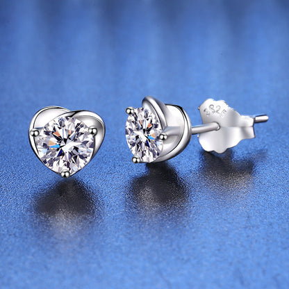 Four Claw Heart Moissanite Stud Earrings 0.5ct