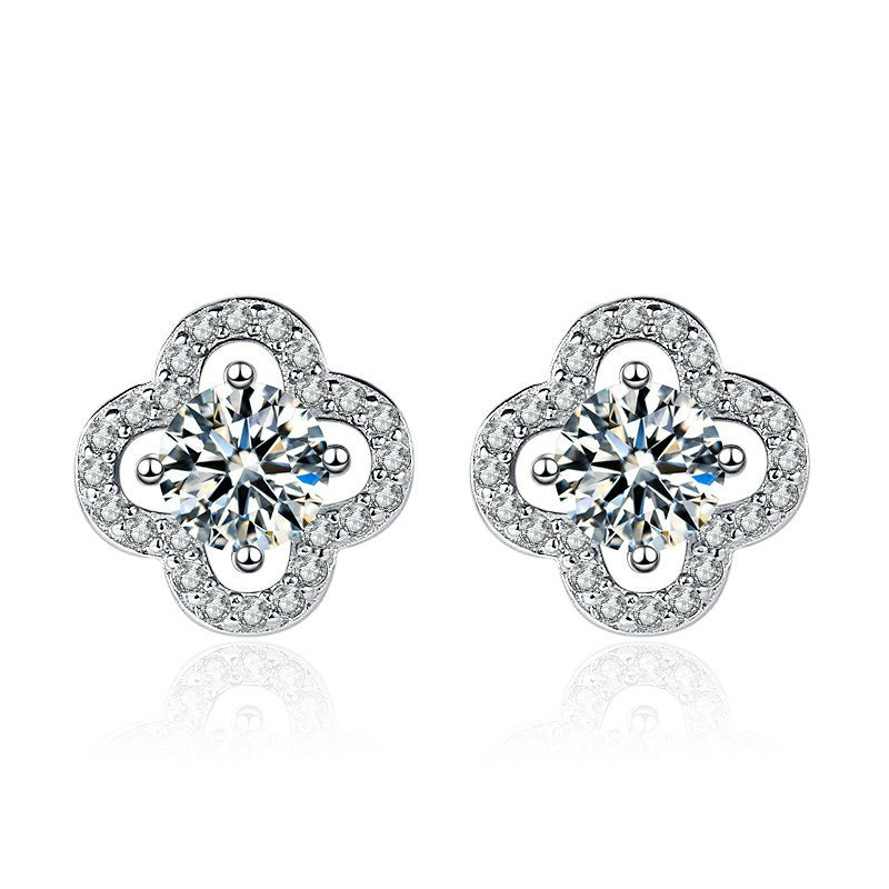 Four Leaf Clover Moissanite Stud Earrings 0.5ct